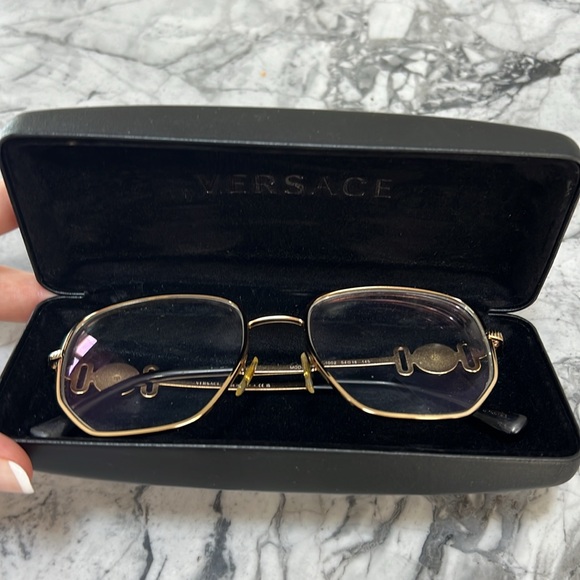 Versace eye glass frames - Picture 9 of 10